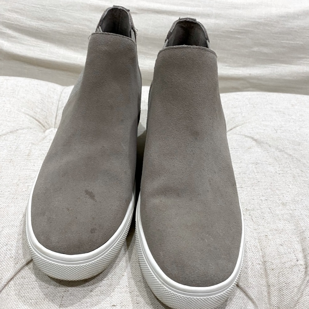 Steve Madden booties
